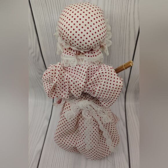 FREE w/ Purchase Vintage Handmade  Grandma Dolls - Picture 13 of 16